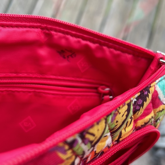 Vera Bradley Rumba Flowers Print Shoulder Little Crossbody Purse Red Quilted - Picture 14 of 15